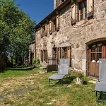 Casa vacanze Les Bouteillers 6/8 Personnes Brion (Lozere)