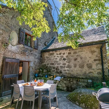 Les Bouteillers 6/8 Personnes Vakantiehuis Brion (Lozere)